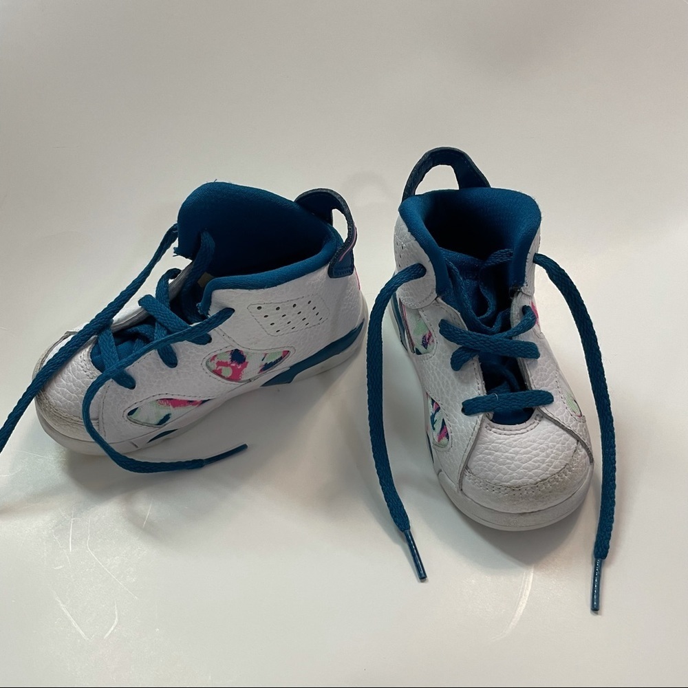 Kids Jordon 6 Retro PS “Green Abyss” - Picture 4 of 6